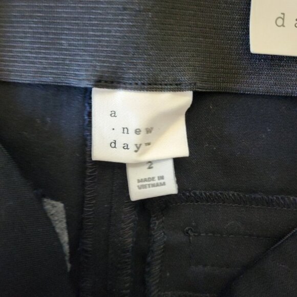 A New Day Women's Solid Black High-Rise Skinny Ankle Pants, Size 2, Fitted Hip - Picture 4 of 8